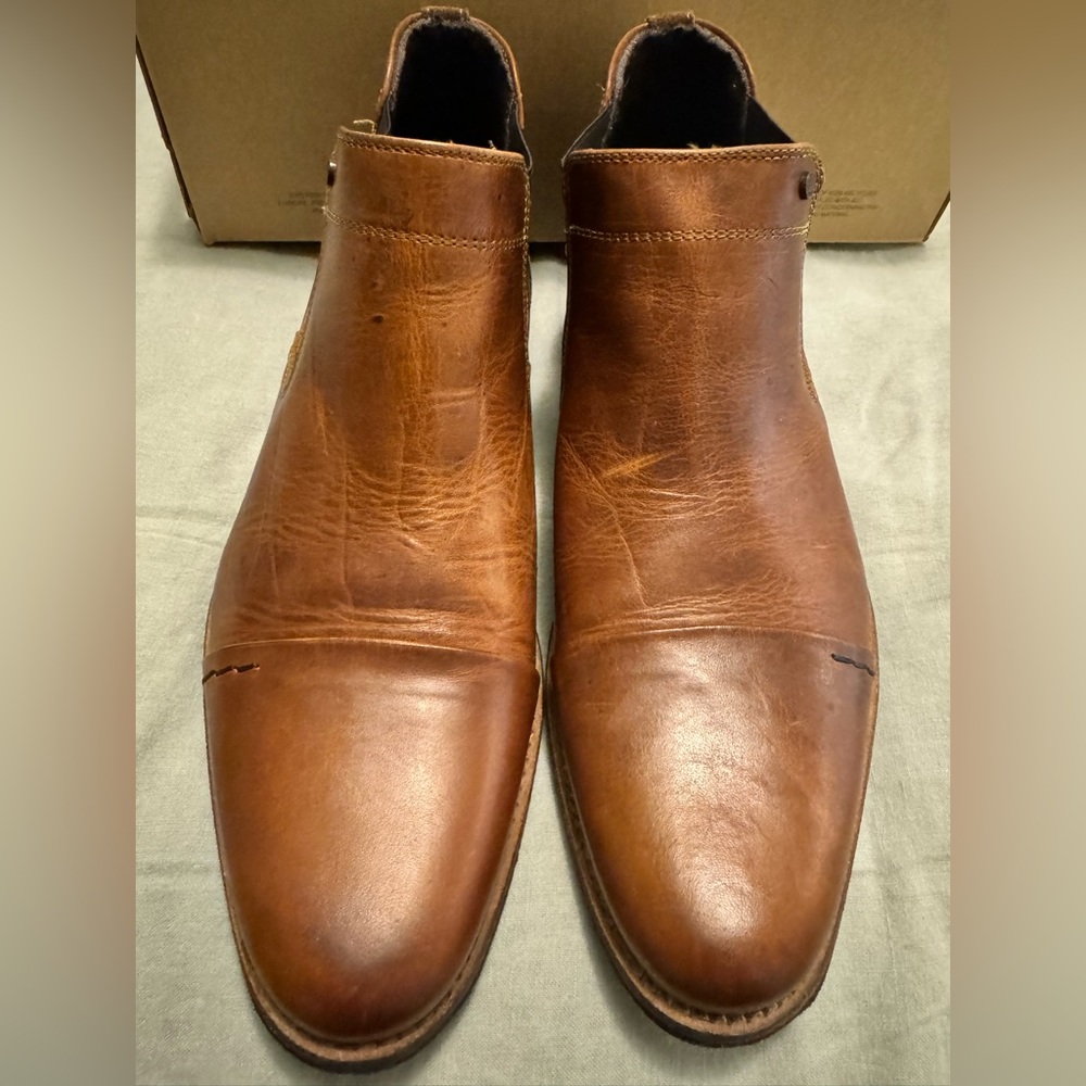 Brand New in Box Bullboxer Chelsea Boots-Men’s 9